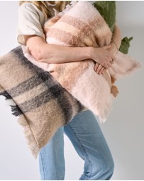 Linen House - Clover Filled Cushion