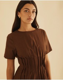 Atmos&Here - Maya Pleat Maxi Dress