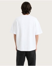Kiss Chacey - Casius Loopback Street Tee
