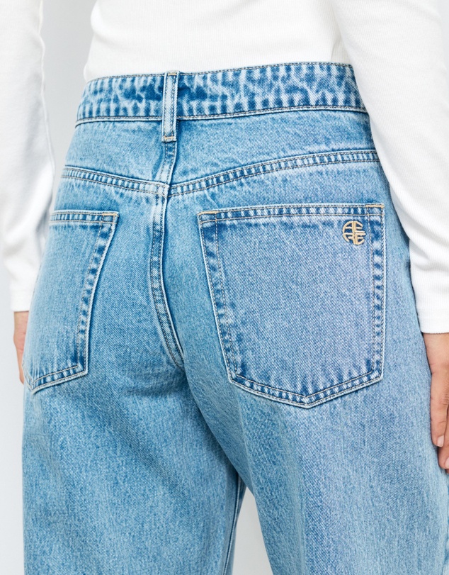 AERE - Elle Mid Rise Relaxed Straight Leg Jeans