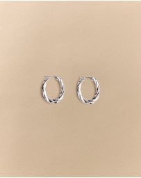 Trenery - Era Twist Hoop Earrings in Silver