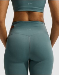 Nike - Zenvy High-Waisted Flared Leggings