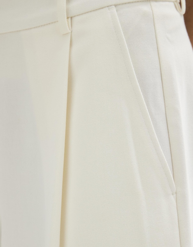 Minima Esenciales - Ise Tailored Shorts