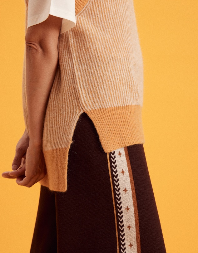 Banabae - Twilight Side Stripe Knit Pants - Ladies