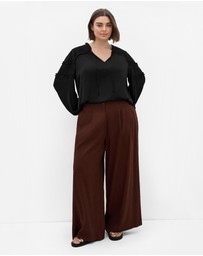 City Chic - Drama Queen Long Sleeve Shirt - Black