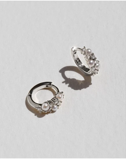 SAINT VALENTINE - Stars & Moons Huggies - Silver