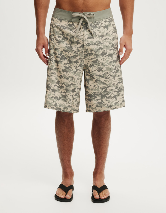 Cotton On - Super Baggy Boardshort