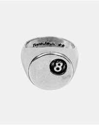TwoJeys - 8 Ball Ring
