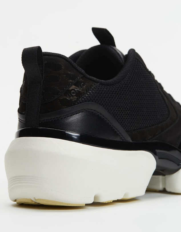 Vionic - Aris Lace-Up Sneaker - Black