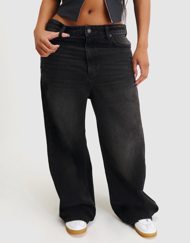 Cotton On - Curvy Low Super Baggy Jeans