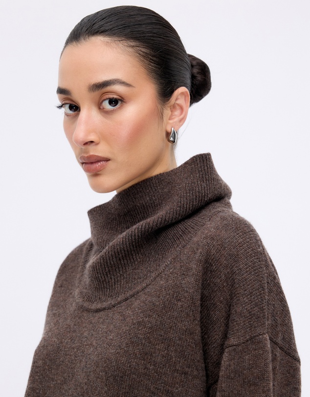 Minima Esenciales - Rian Wool Cashmere Funnel Neck Jumper