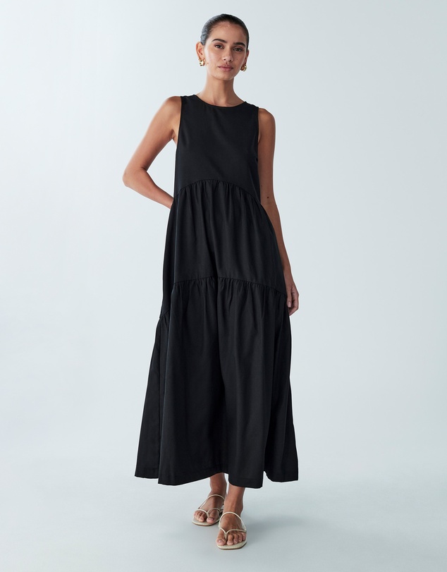 ST MRLO - Remi Tiered Dress