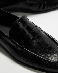 AERE - Classic Leather Loafers