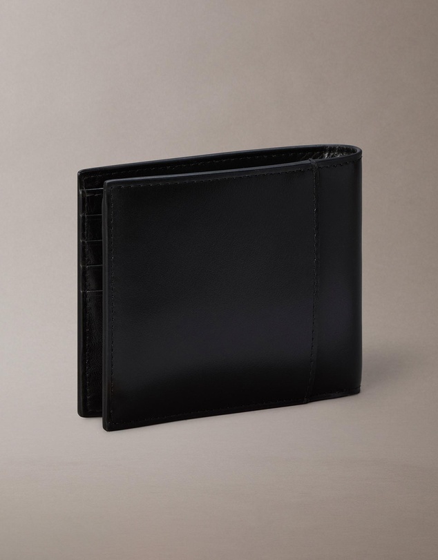 Calvin Klein - Raised Billfold With Coin And Key Fob
