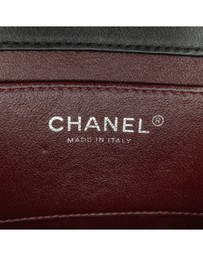 Pre-Loved by Azura Reborn - Pre-Loved chanel Quilted Leather Shoulder Bag with Chain Strap