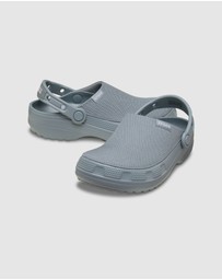 Crocs - Classic Crafted Clogs - Unisex