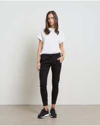 DRICOPER DENIM - Active Black Cuffed Jeans