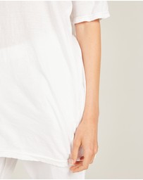 Primness - Loose V Tee