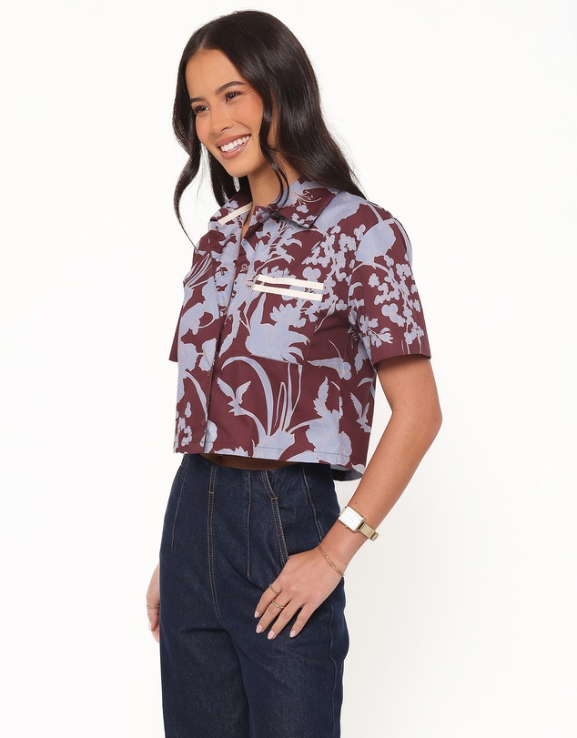 Petal & Pup - Aine Cropped Short Sleeve Shirt - Burgundy Floral