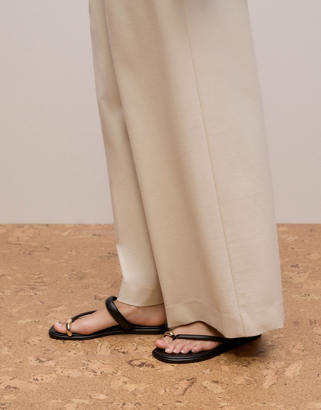 Trenery - Cora Sandal in Black