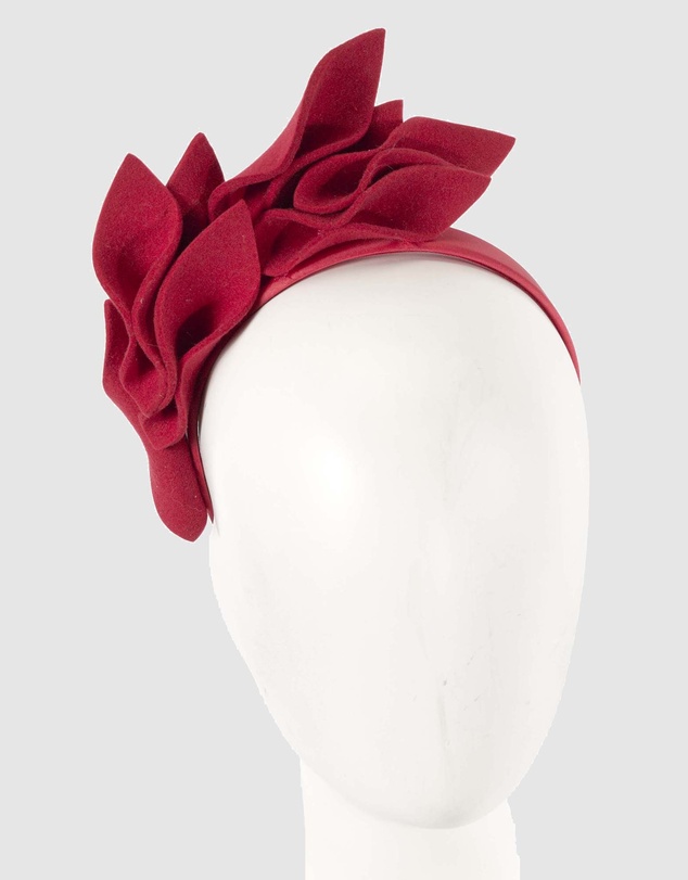 Max Alexander - Felt Red Winter Racing Fascinator