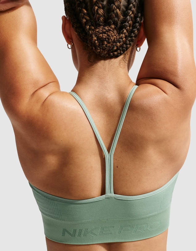 Nike - Pro Seamless Light-Support Padded Sports Bra