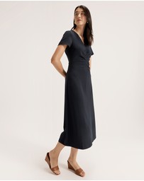 Review - Elsa Dress