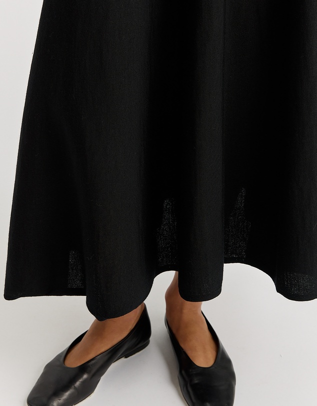 Toorallie - A-Line Knit Midi Skirt