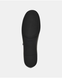 GUESS - Kalida Ballet Flats