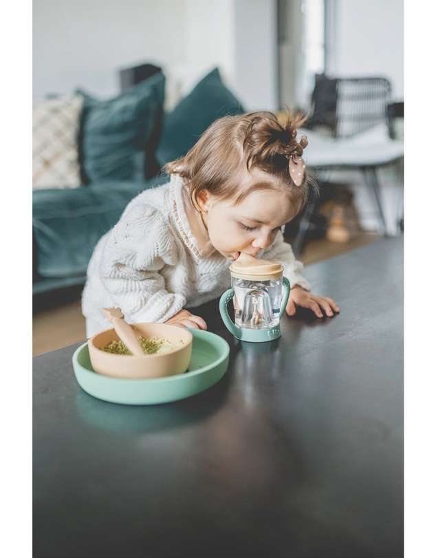 Sophie the Giraffe - Sophie La Girafe Non Spill Cup