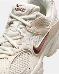 Nike - V5 RNR S - Women's