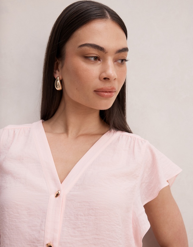 Forever New - Cecilia Flutter Sleeves Blouse
