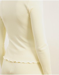Atmos&Here - Karli Long Sleeve and Shorts Pyjama Set