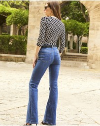 Sosandar - Kick Flare Jeans