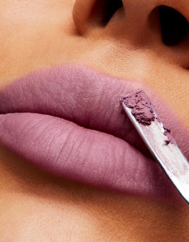 MAC - Powder Kiss Lipstick