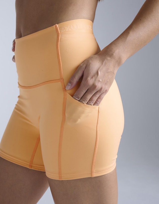 2XU - Form Stash Hi-Rise Compression 4 Inch Shorts