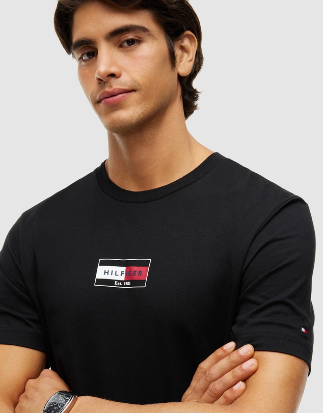 Tommy Hilfiger - Flag Logo Crew Neck T-Shirt
