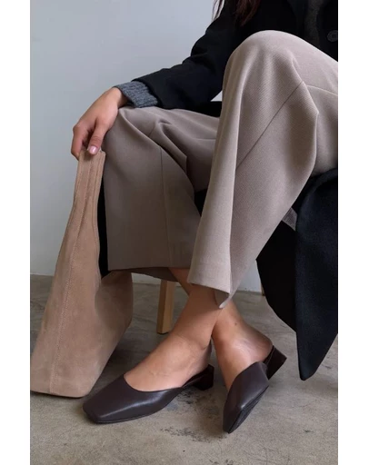 Atmos&Here - Willow Square Toe Leather Mules