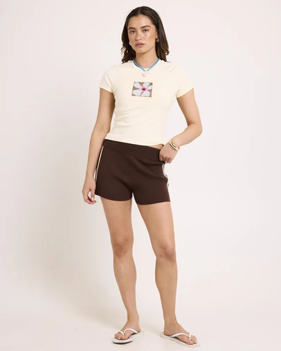 Subtitled - Libby Contrast Mid Rise Knit Shorts