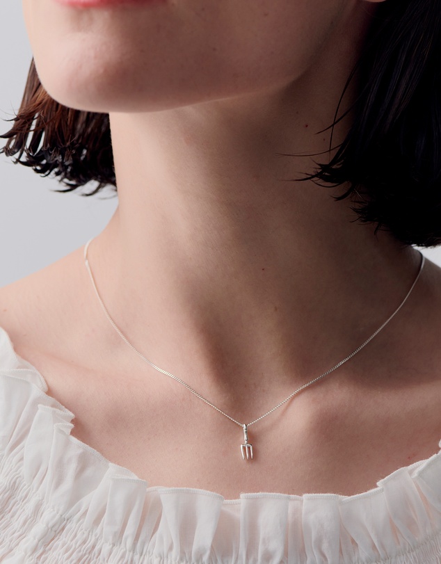 Karen Walker - Garden Fork Necklace