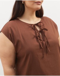 Atmos&Here Curvy - Tia Tie Front Linen Blend Mini Dress