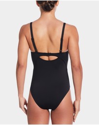 Nike - Essential V-Neck One-Piece Swimsuit