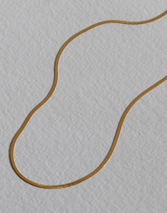SAINT VALENTINE - Sphinx 2mm Snake Chain Necklace - Gold