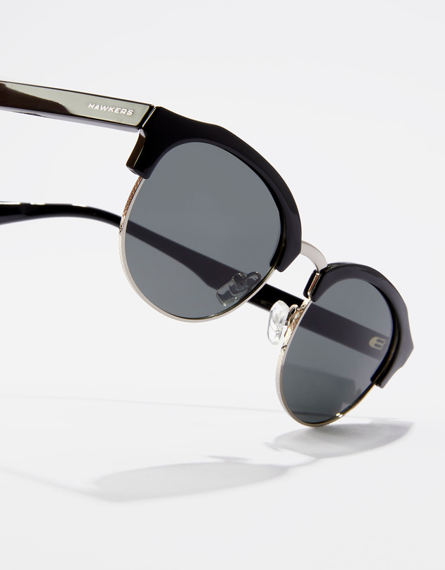Hawkers Co - Classic Rounded Black Polarised Sunglasses - for Men and Women