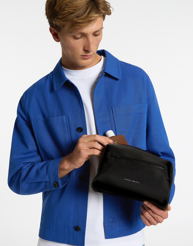 Status Anxiety - Hunter Toiletry Bag - Medium