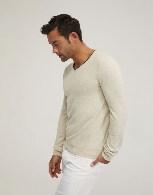 Oxford - Tipping V-Neck Knitted Top