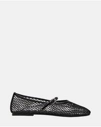 Steve Madden - Mags Black Flats