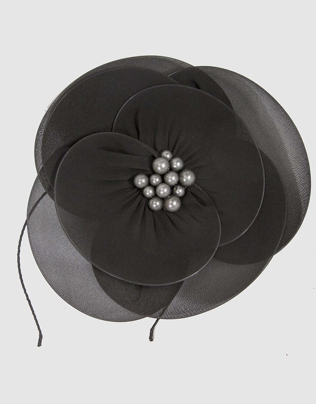 Max Alexander - Black Flower Racing Fascinator