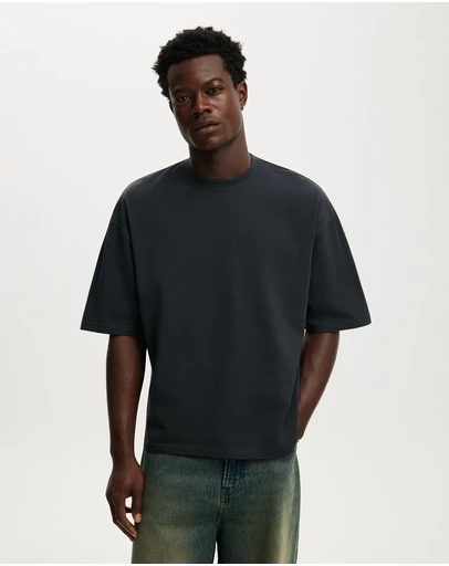 Cotton On - Cropped Fit T-Shirt
