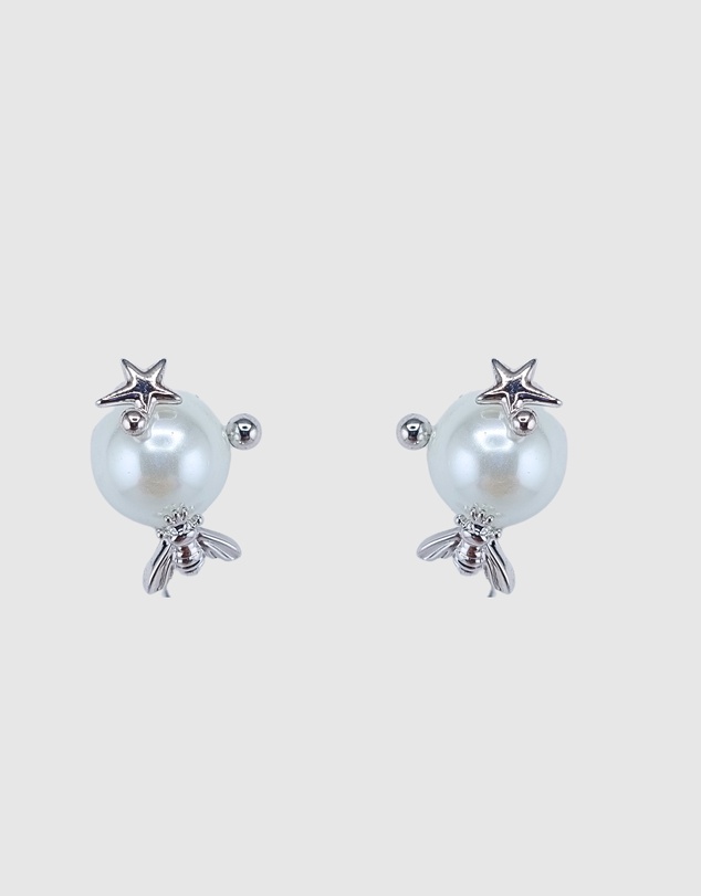 Izoa - Pearl Charm Stud Earrings